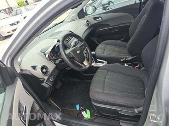 2012 Chevrolet Sonic LT Sedan 2LT – miniatura 6