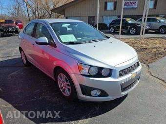 2012 Chevrolet Sonic LT Sedan 2LT – miniatura 4