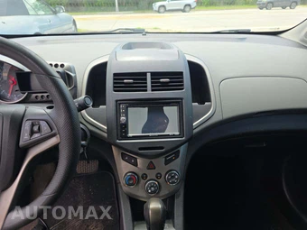 2012 Chevrolet Sonic LT Sedan 2LT – miniatura 10