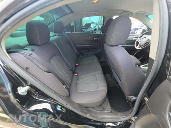 2012 Chevrolet Sonic LT Sedan 2LT – miniatura 16