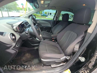 2012 Chevrolet Sonic LT Sedan 2LT – miniatura 6