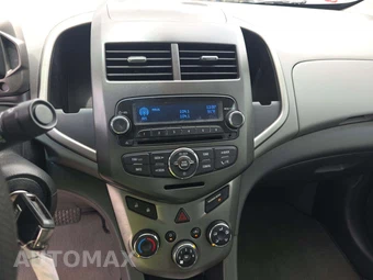 2012 Chevrolet Sonic LT Sedan 2LT - miniatura 10