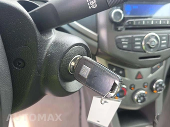 2012 Chevrolet Sonic LT Sedan 2LT - miniatura 8