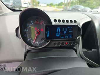 2012 Chevrolet Sonic LT Sedan 2LT - miniatura 9