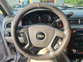 2012 Chevrolet Suburban 1500 LT 1LT – miniatura 10