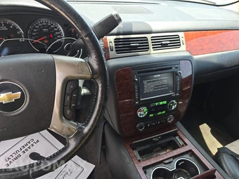 2012 Chevrolet Suburban 1500 LTZ 1LZ - miniatura 11