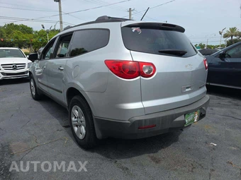 2012 Chevrolet Traverse LS 1LS – miniatura 2