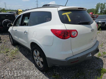 2012 Chevrolet Traverse LT 1LT – miniatura 2