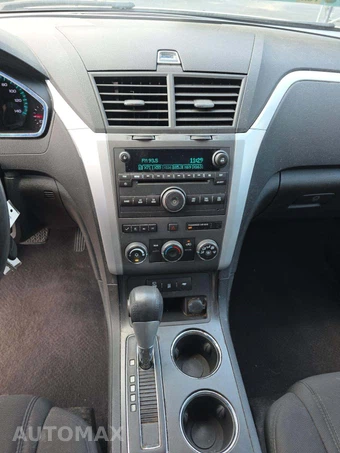 2012 Chevrolet Traverse LT 1LT – miniatura 7