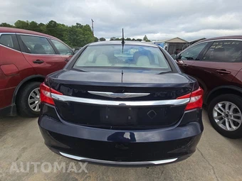 2012 Chrysler 200 Limited Sedan - miniatura 5