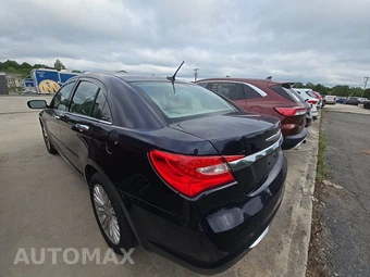 2012 Chrysler 200 Limited Sedan - miniatura 6