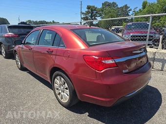 2012 Chrysler 200 LX Sedan – miniatura 6