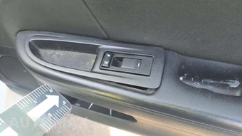 2012 Chrysler 200 LX Sedan – miniatura 23