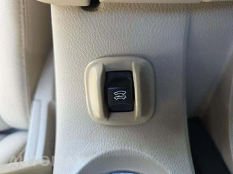 2012 Chrysler 200 Touring Convertible - miniatura 34