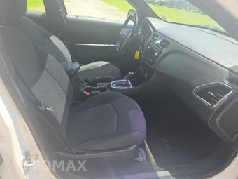 2012 Chrysler 200 Touring Sedan – miniatura 8