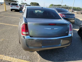 2012 Chrysler 300 – miniatura 5