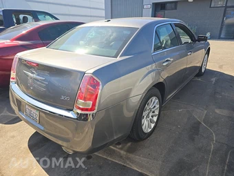 2012 Chrysler 300 – miniatura 4