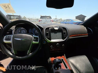 2012 Chrysler 300 Limited – miniatura 11