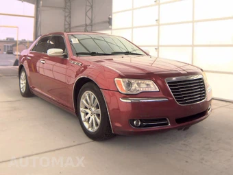 2012 Chrysler 300 Limited – miniatura 3
