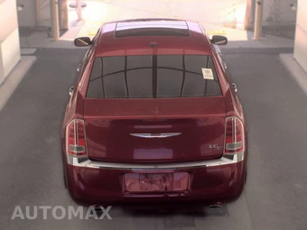 2012 Chrysler 300C – miniatura 5