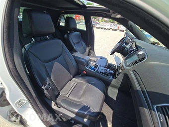 2012 Chrysler 300C – miniatura 18