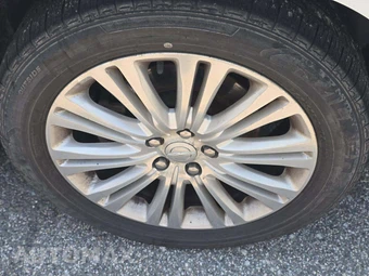 2012 Chrysler 300C – miniatura 25