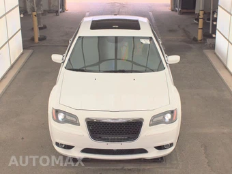 2012 Chrysler 300S – miniatura 2