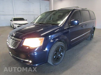 2012 Chrysler Town & Country Touring 121.2" WB