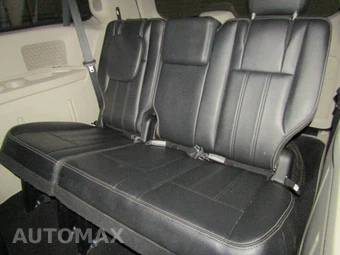 2012 Chrysler Town & Country Touring 121.2" WB – miniatura 18