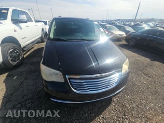 2012 Chrysler Town & Country Touring 121.2" WB – miniatura 2