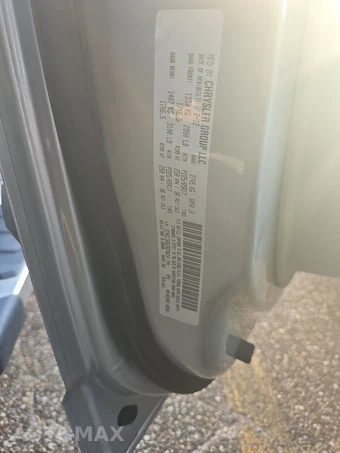 2012 Chrysler Town & Country Touring 121.2" WB – miniatura 14