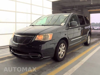 2012 Chrysler Town & Country Touring 121.2" WB — samochód z USA z aukcji Manheim, oferta Kup Teraz w AUTOMAX