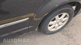 2012 Chrysler Town & Country Touring 121.2" WB – miniatura 37