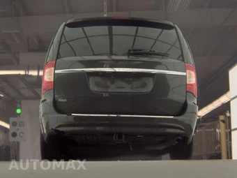 2012 Chrysler Town & Country Touring 121.2" WB – miniatura 7