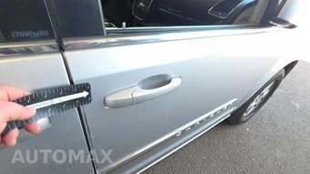 2012 Chrysler Town & Country Touring 121.2" WB – miniatura 33