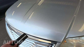2012 Chrysler Town & Country Touring 121.2" WB – miniatura 36
