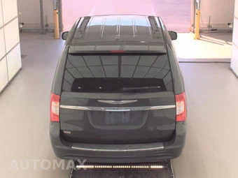 2012 Chrysler Town & Country Touring 121.2" WB - miniatura 5