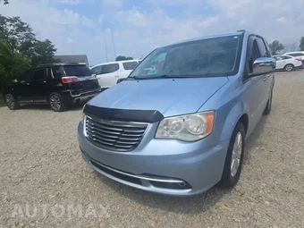2012 Chrysler Town & Country Touring L 121.2" WB