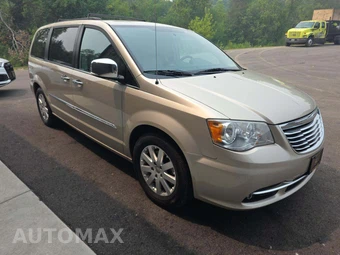 2012 Chrysler Town & Country Touring L 121.2" WB - miniatura 4