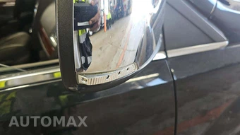 2012 Chrysler Town & Country Touring L 121.2" WB – miniatura 36