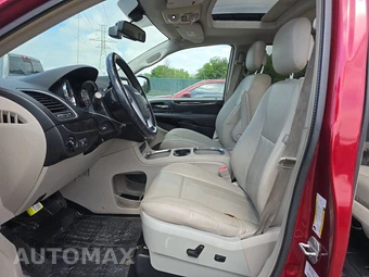 2012 Chrysler Town & Country Touring L 121.2" WB – miniatura 7