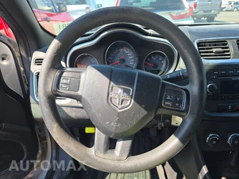 2012 Dodge Avenger SE – miniatura 10