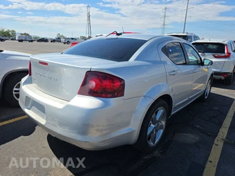 2012 Dodge Avenger SE – miniatura 4
