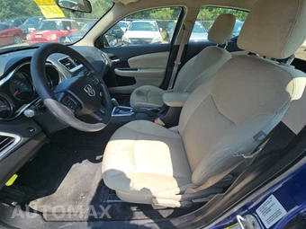 2012 Dodge Avenger SE - miniatura 7