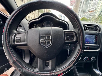 2012 Dodge Avenger SE – miniatura 26