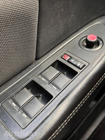 2012 Dodge Avenger SE – miniatura 27