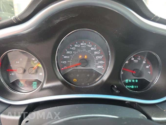 2012 Dodge Avenger SXT – miniatura 9