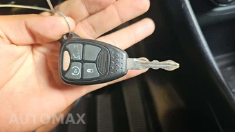 2012 Dodge Avenger SXT - miniatura 25