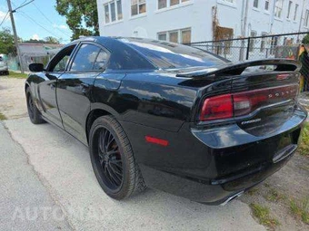 2012 Dodge Charger SE - miniatura 2