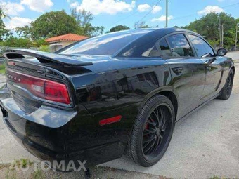 2012 Dodge Charger SE - miniatura 3